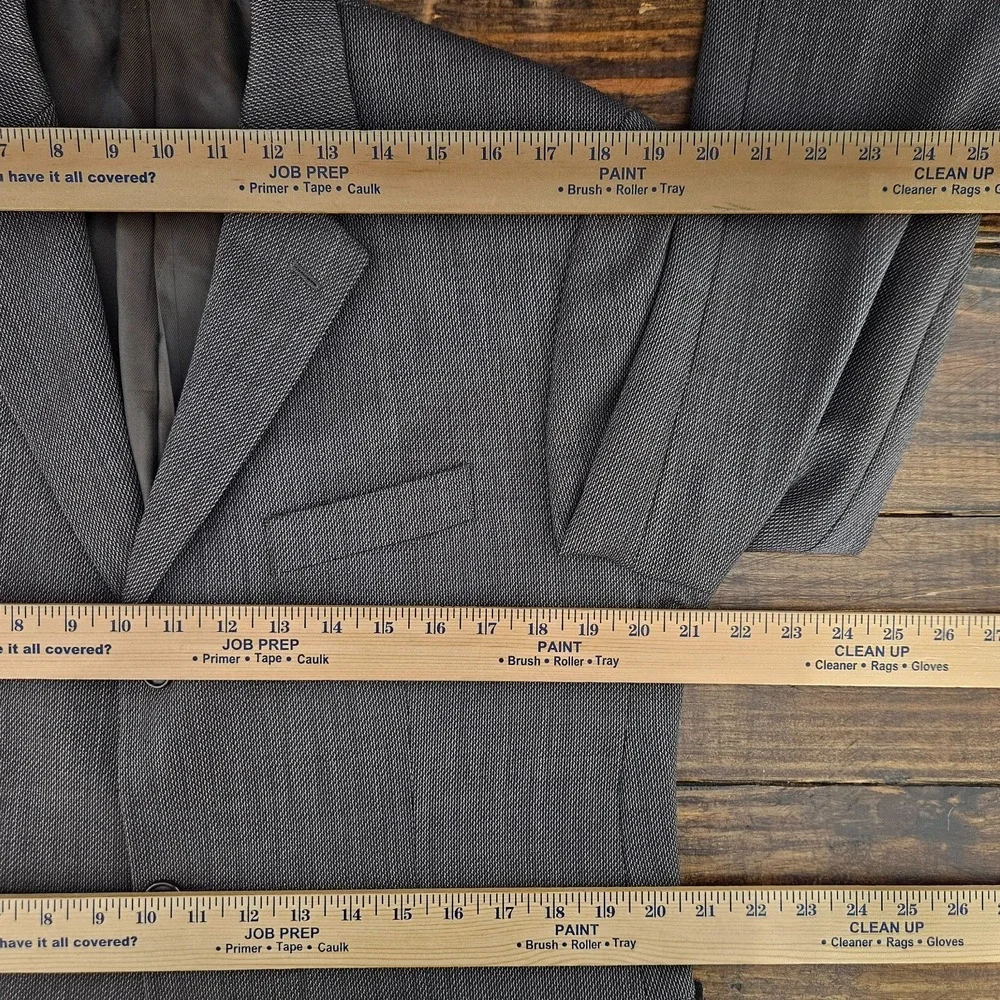 Calvin Klein Men's‎ Sport Coat Blazer Three Button Brown Wool Size 40S
